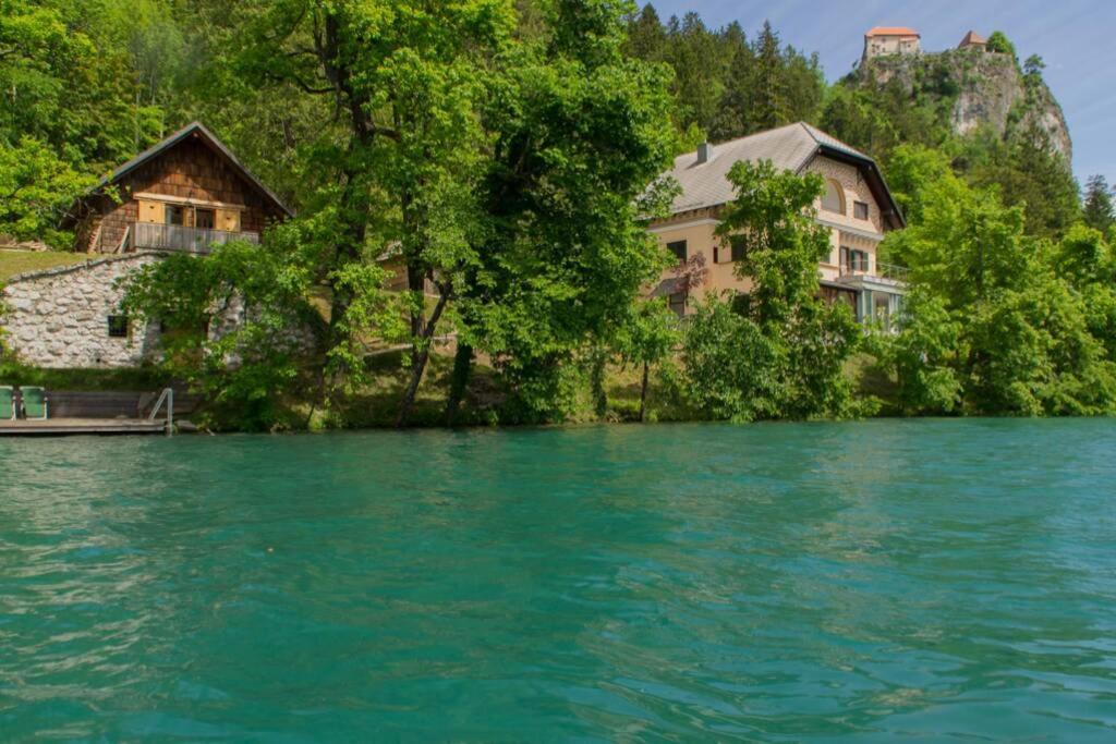 Private Beach House On Lake Bled Bagian luar foto